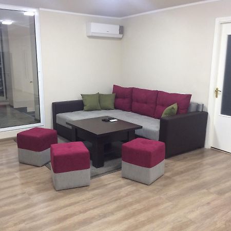 The View Apartments Erevan Esterno foto